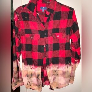 George Plaid Long Sleeve Flannel Shirt. Small Grinch Tye Dye